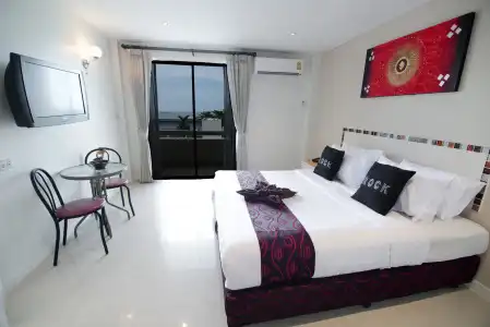 Natural Beach Pattaya - 29