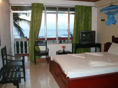 Topaz Beach - 10