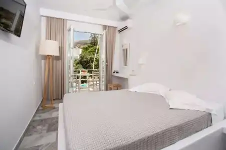 Polos Paros - 125