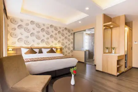 Boudha Boutique - 13