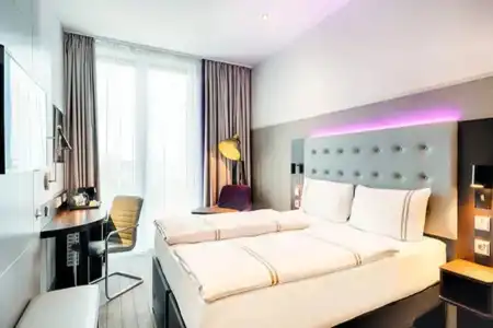Premier Inn Muenchen City Schwabing - 4