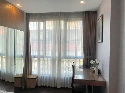 Golden Moon Suite - 36
