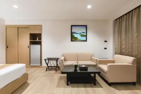 Adelphi Pattaya - 104