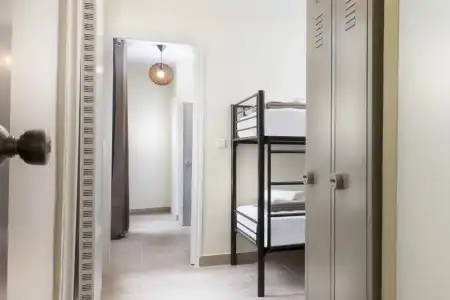 Enjoy Hostel - 13