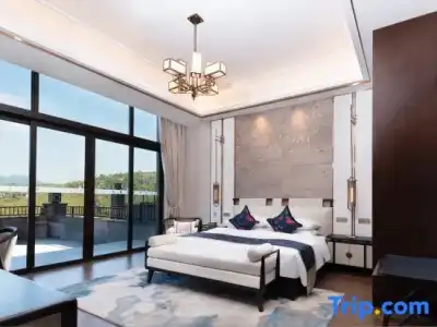 Absolute Twin Sands Resort & Spa - 232