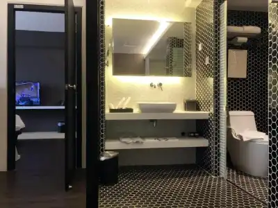 M Roof & Residences - 8