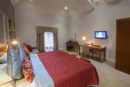 London Chigwell Prince Regent, BW Signature Collection - 78