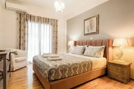 Nicholas Point Apartments and Rooms - 113