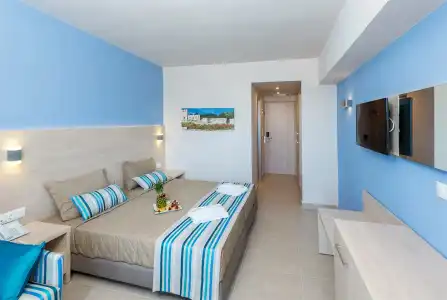 Irene Palace Beach Resort - 2