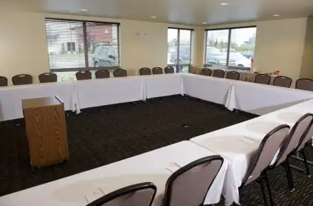 Aspen Suites Anchorage - 16