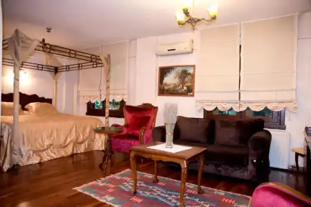 Villa Sphendone - 58