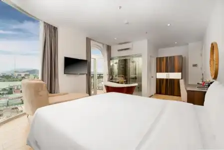 RHM Luxury And Suite - 65