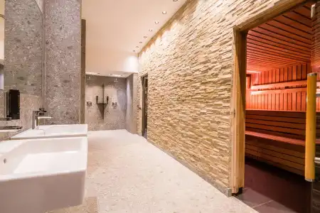 Best Western Premier Central Leonhard - 7
