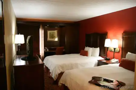 Spark by Hilton Atlanta Airport South College Park - 3