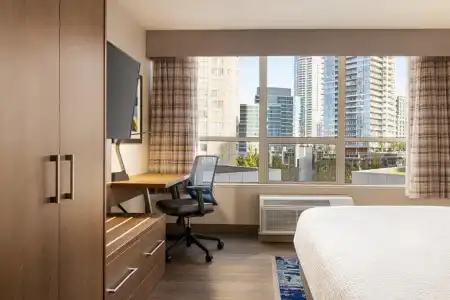 Holiday Inn Express Vancouver-Metrotown (Burnaby) by IHG - 60