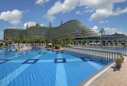 Delphin Imperial Lara - 18