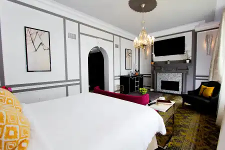 The Churchill near Embassy Row - 28