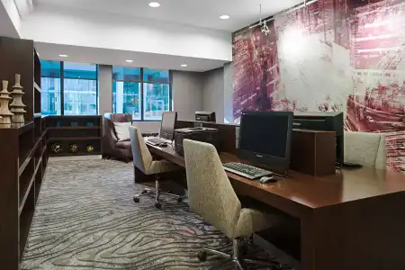 Courtyard by Marriott Miami Downtown - 12