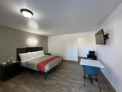 Motel 6 Orange, CA - Anaheim - 6