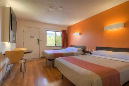 Motel 6 Las Vegas, NV – I-15 Stadium - 17