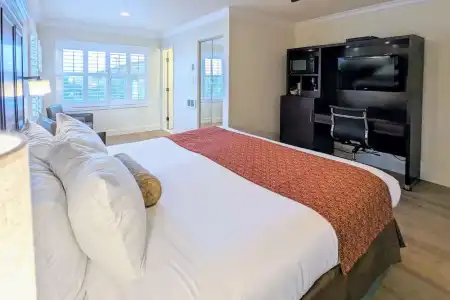 Clarion Collection Wilkie's Inn Pacific Grove - Monterey - 46