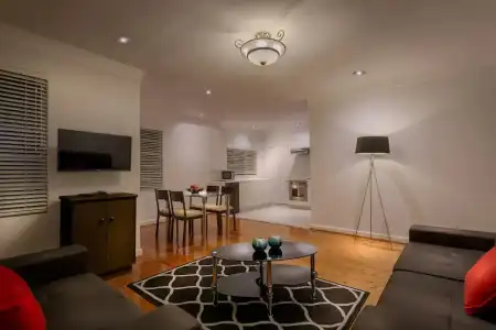 Crest on Barkly Serviced Apartments - 25