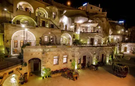 Hera Cave Suites - 0