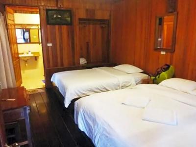 Monkey Island Resort - 36