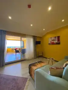 Roy Otel Akçay - 106