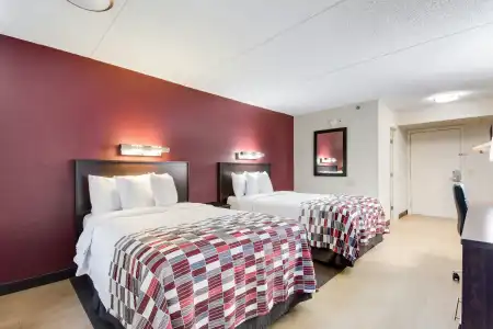 Red Roof Inn Laredo - 24