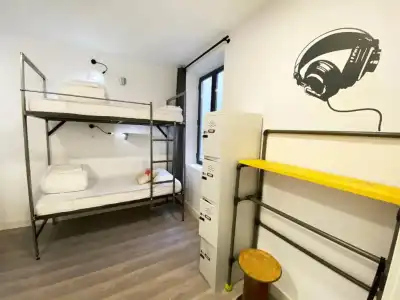 ECO Hostel - 57