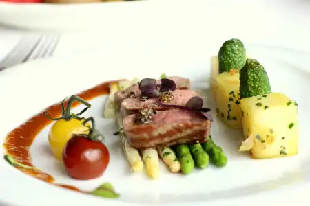 Residence & Club - 10