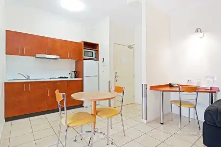 Cairns Queens Court - 112