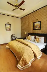 Diplomat Residency - 2