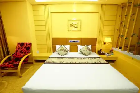 Holiday One - 50