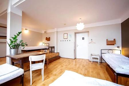 Sir Toby's Hostel - 54