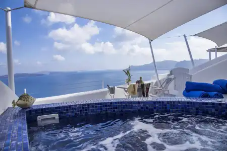 Ambition Suites - 16