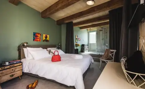 Talbot and Bons Boutique Bed & Breakfast - 0