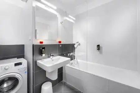 CityWest Apartments - 19