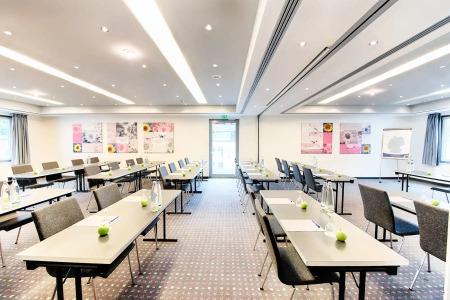 Ramada by Wyndham Essen - 12