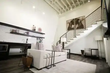 Studio 154 Luxury - 16