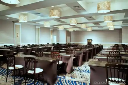 Hilton Boston Back Bay - 25