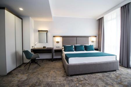 Best Western Plus Premium Inn - 71