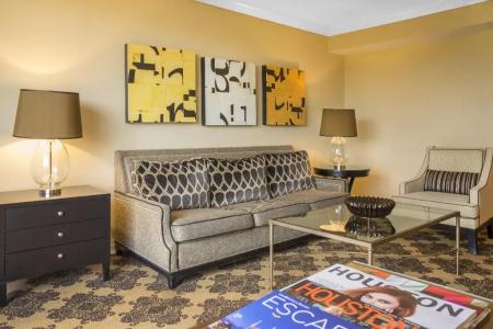 Omni Houston - 16