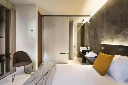Meo Design Suite & Spa - 7