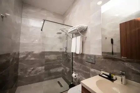 Mari Suites - 160