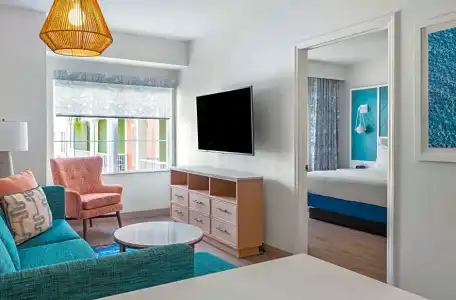 DoubleTree Suites by Hilton Naples - 197