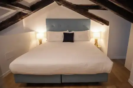 Vis a Vis Apartments - 53