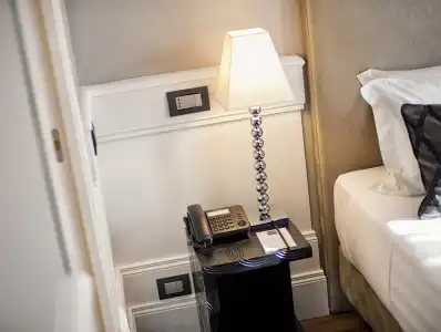 The Independent Suite - 23