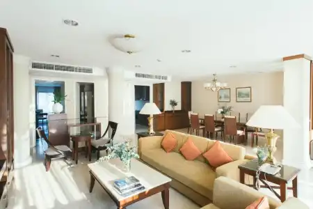 Thomson Residence - 186